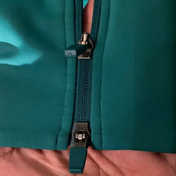 Figs Men's Teal Lightweight Jacket - Picture 6 of 7